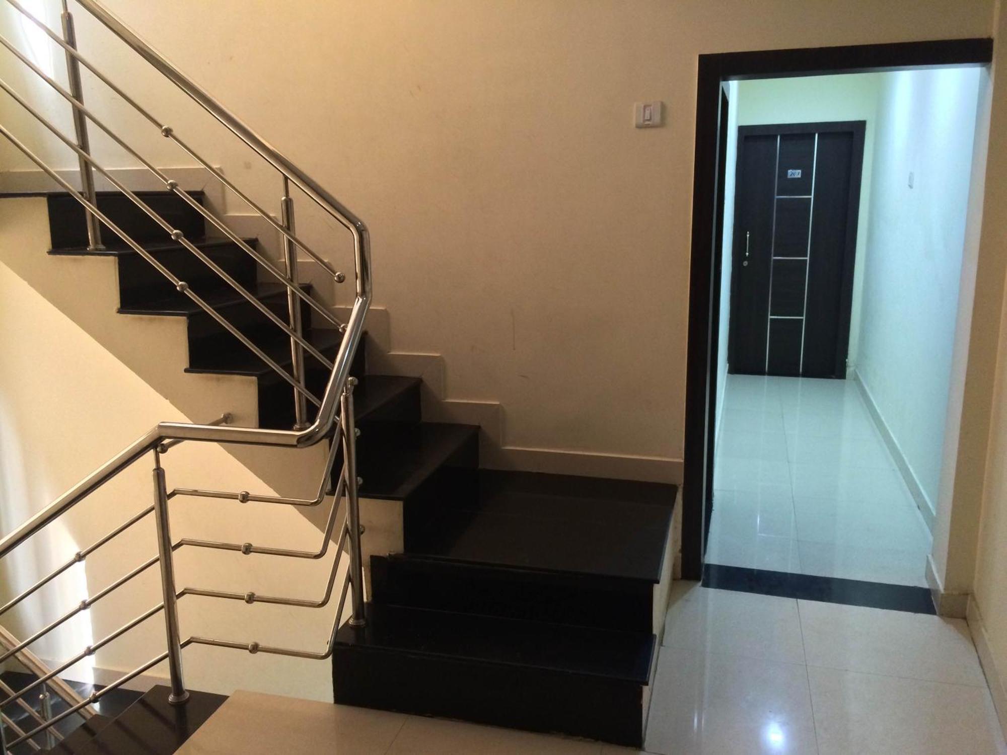 Hotel Vrandavan Palace Near Mahakal Temple Ujjain Dış mekan fotoğraf